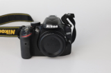 USATO NIKON D3200 + AF-S 18-55 VR 