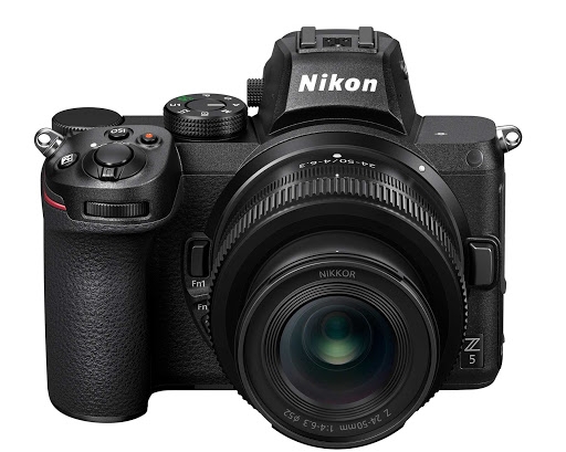 Nikon Z5 + nikkor Z 24-50/4-6,3 + SD 64GB