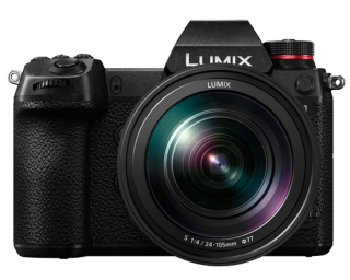Panasonic Lumix S1 + Ob. 24-105