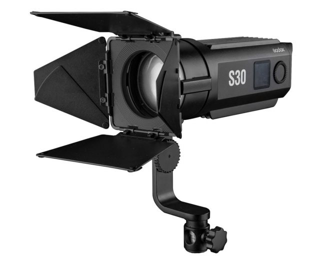 Godox Godox S-30 Illuminatore LED Fresnel da 6° a 55°