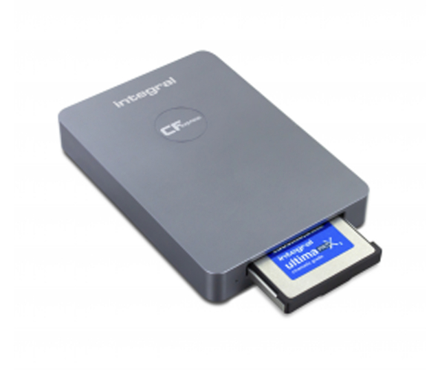 Integral Lecteur CFExpress intégré