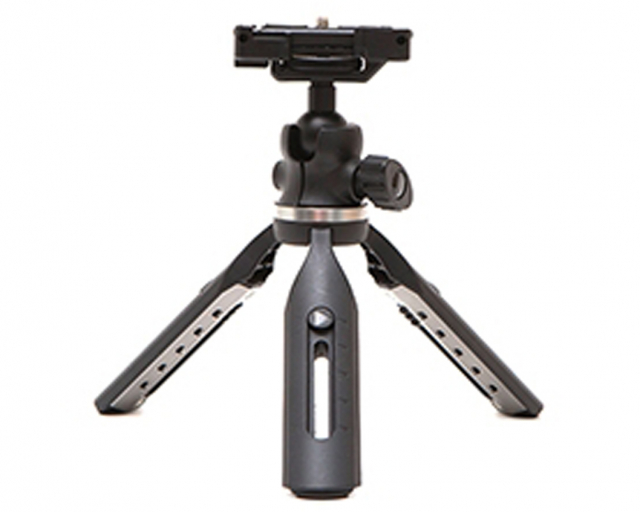 Coman Coman - MT30 - Treppiede da tavolo Black - Nuovo