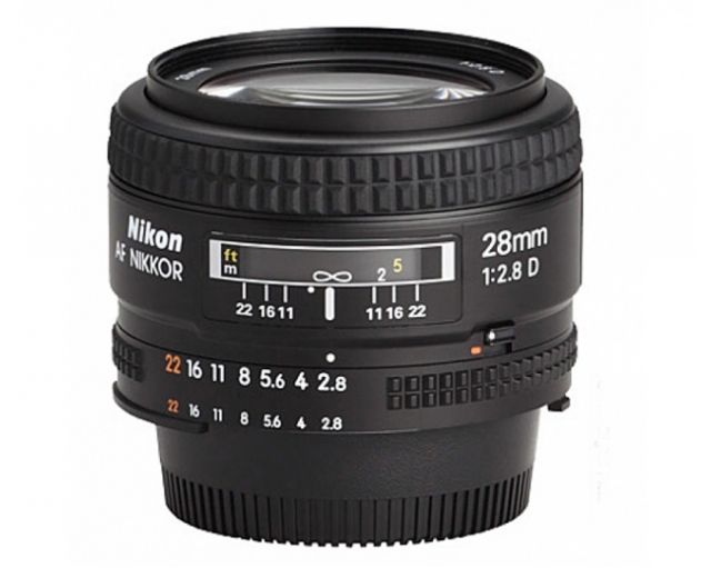 Nikon NIKKOR AF 28 MM F2,8 D