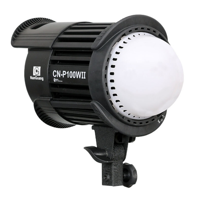 Nanlite Nanlite - CN-P200WII LED FresnelLight (sans lentille)