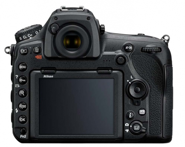 Nikon NIKON D780 + ob. 24-120 F/4G + SD 64Go - Nital 4 Anni