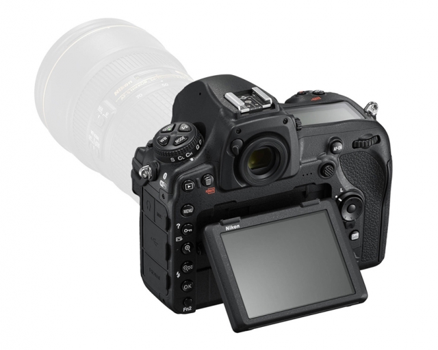 Nikon NIKON D780 + ob. 24-120 F/4G + SD 64Go - Nital 4 Anni