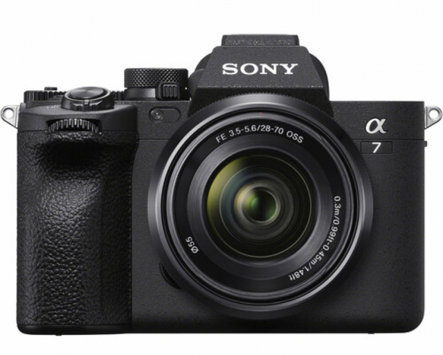 Sony Sony A7 IV + SEL 28-70mm f/3.5-5.6 OSS E-Mount