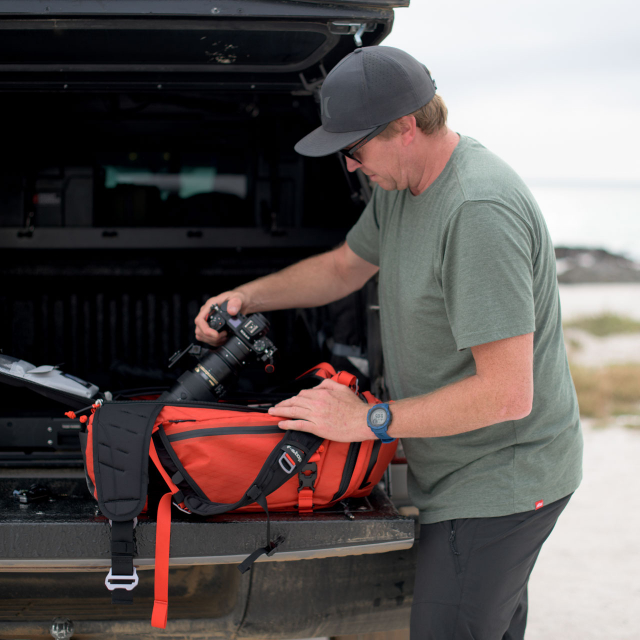 F-stop F-Stop Ajna 37 Liter Backpack - DuraDiamond Magma (Red)