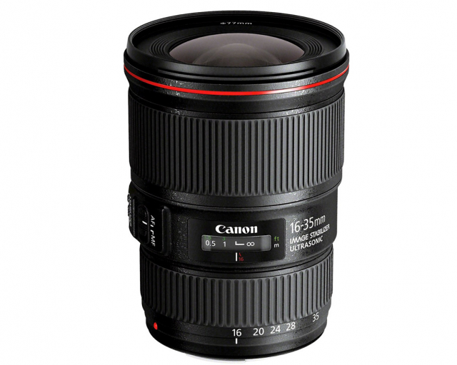 Canon Canon 9518B005 camera lens