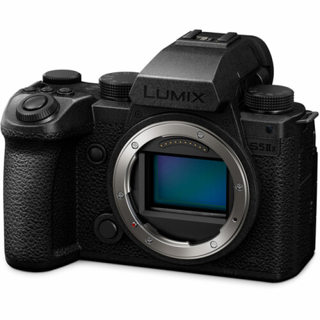 Panasonic lumix Panasonic Lumix S5 II X body