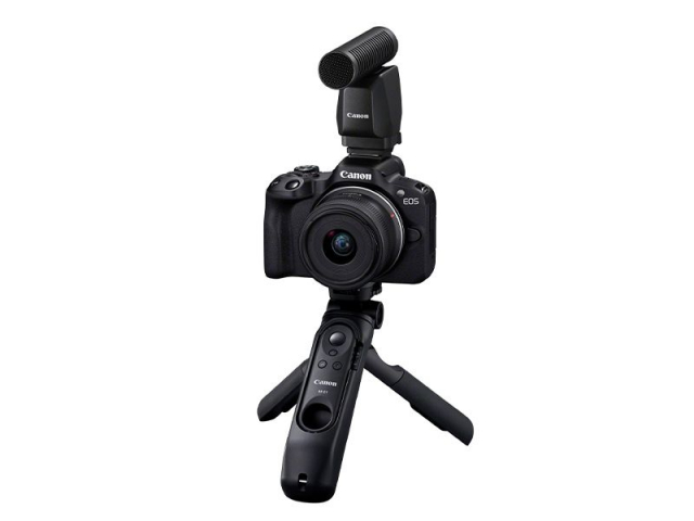 Canon Canon EOS R50 Mirrorless Camera Content Creator Kit