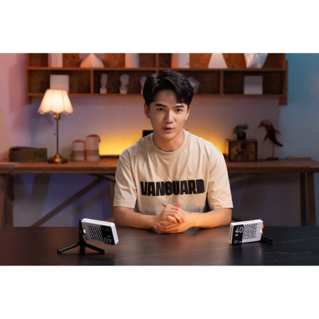 Zhiyun Zhiyun illuminatore Fiveray M40