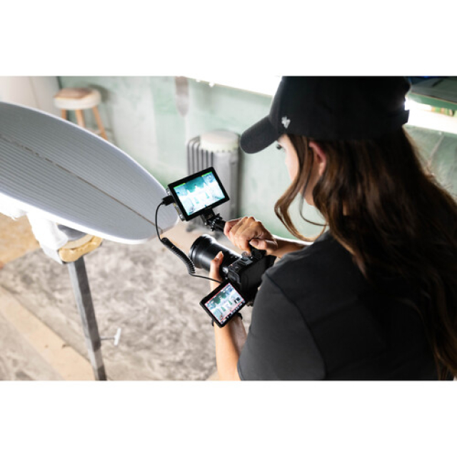 Nikon Nikon ZR CINEMA + Z 24-70 f/4 S + 256GB CFexpress Gold Gar. Nital