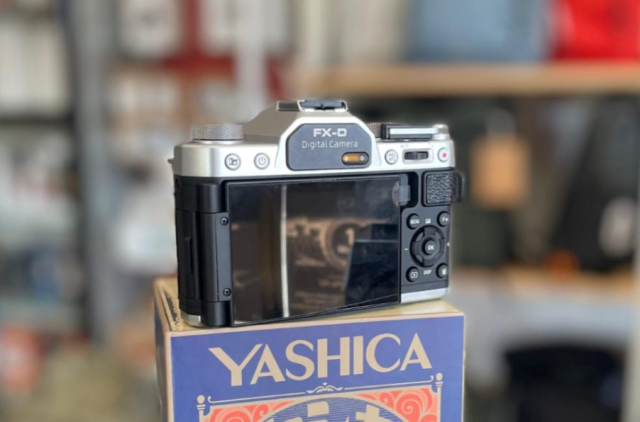 Yashica Yashica FX-D100