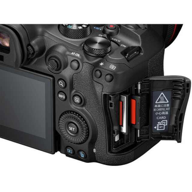 Canon Canon Eos R6 Mark III + RF 24-105mm F/4-7.1 IS STM