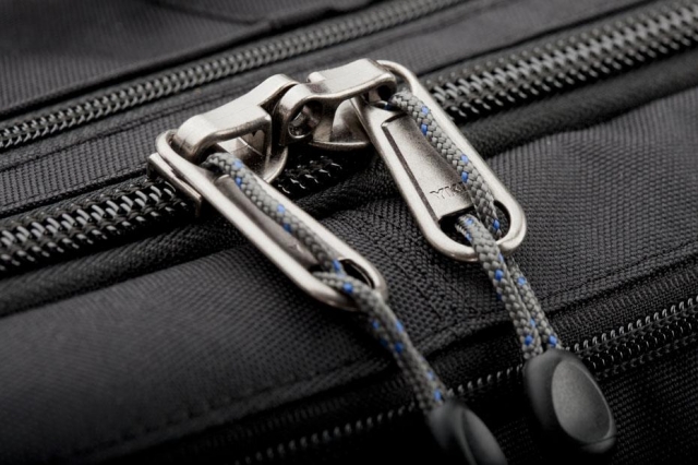 Think tank Think Tank Photo - L'essentiel de l'aéroport