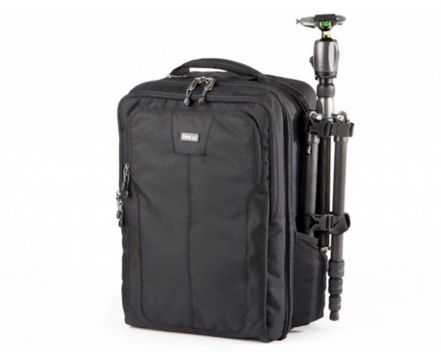 Think tank Think Tank Photo - Airport Commuter