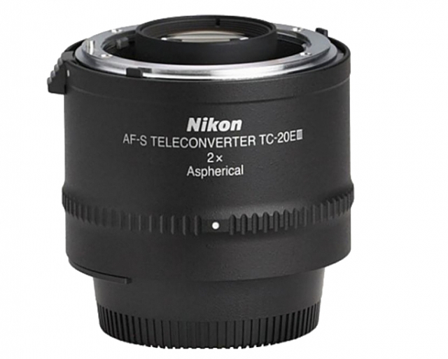  Nikon TC-20 E II AF-S - noleggio