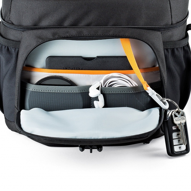 Lowepro Lowepro Nova 180 AW II Black