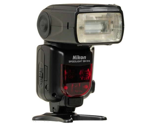 Nikon NIKON FLASH SB-910  -Noleggio