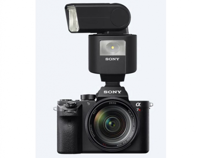  Flash sans fil Sony Flash HVL-F45RM