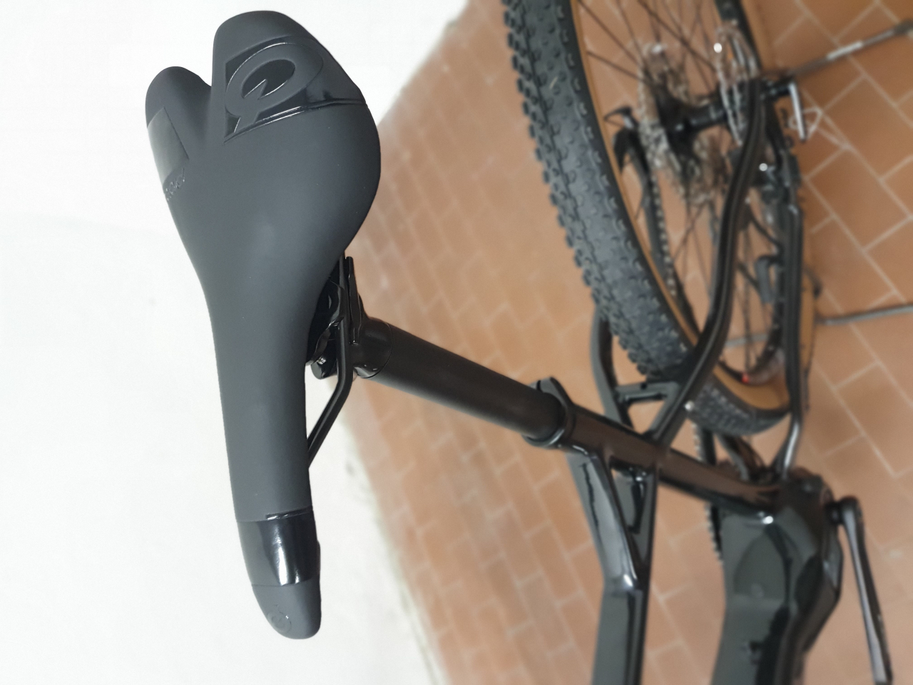 Bh bikes BH Bikes - Core 29 Large - Solo 19 KG - EC622