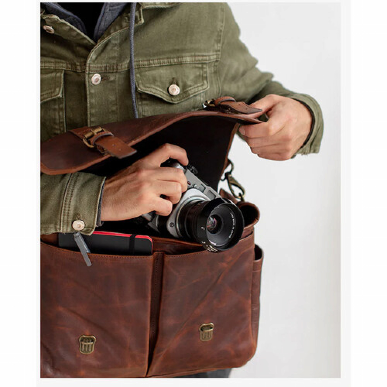 Bronkey Bronkey Roma brown leather large size messenger camera bag large
