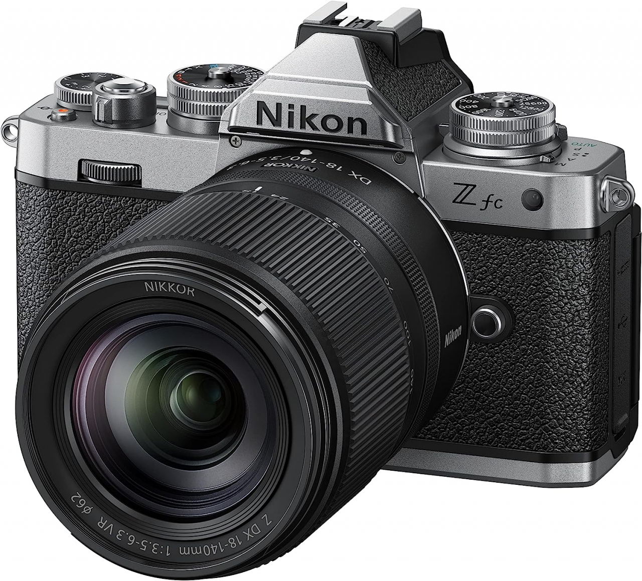 Nikon Nikon Z FC Silver + Z DX 18-140 VR  + SD 64GB