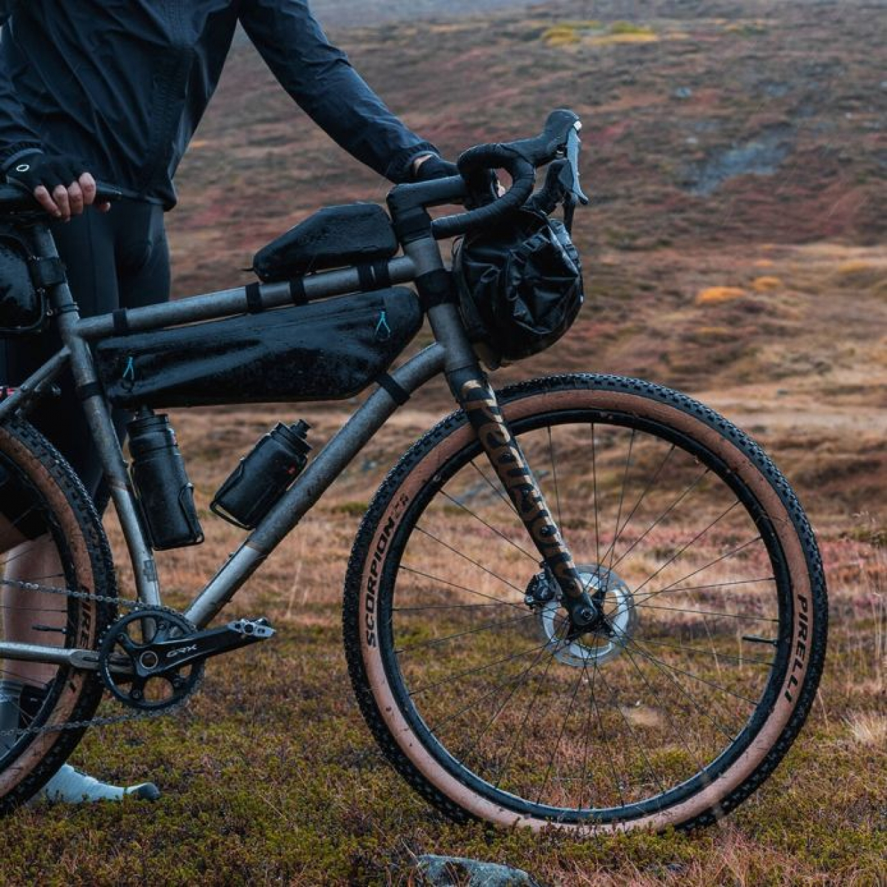 Osprey Osprey Escapist Top Tube Bag Black O/S