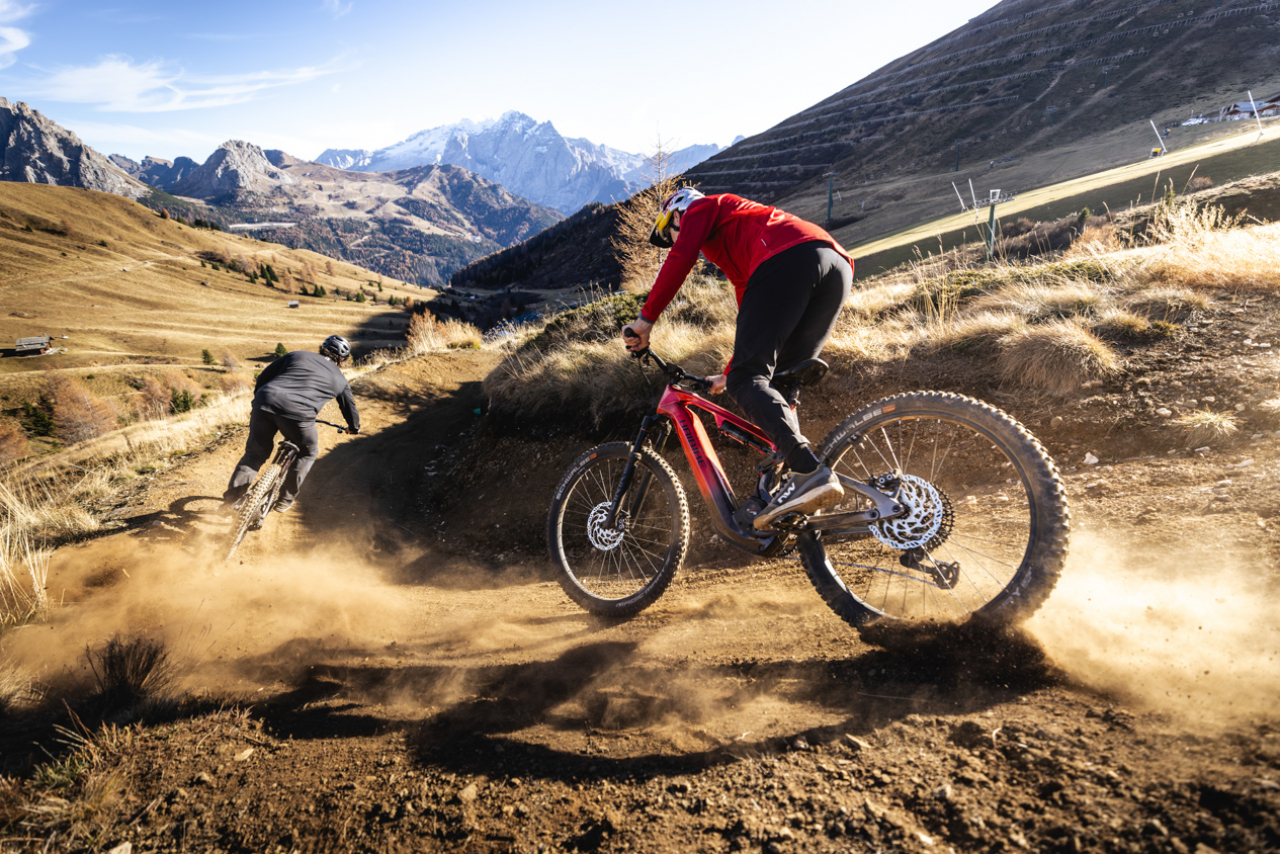 Haibike Haibike AllMtn CF 9 - i800Wh 12v S1000 Eagle AXS 25 HB BCXK GL_rosso/nero/gr t. M/43