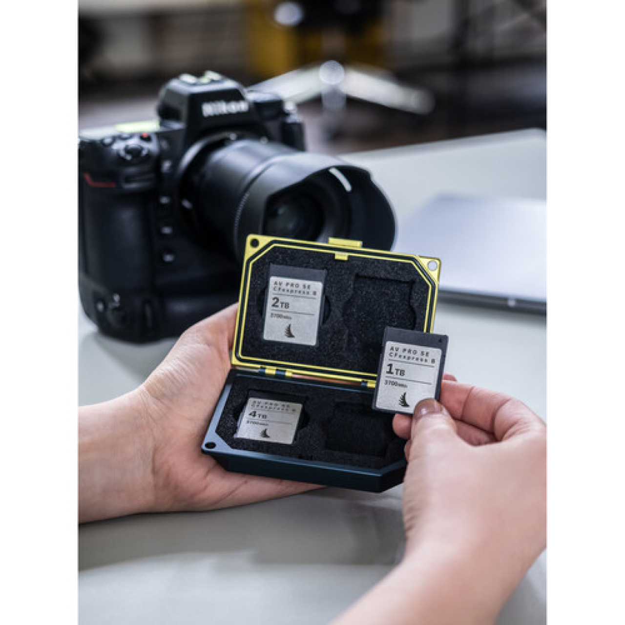 Angelbird Angelbird AV PRO SE CFexpress Type B v4 MK2 1TB 3700Mb/s