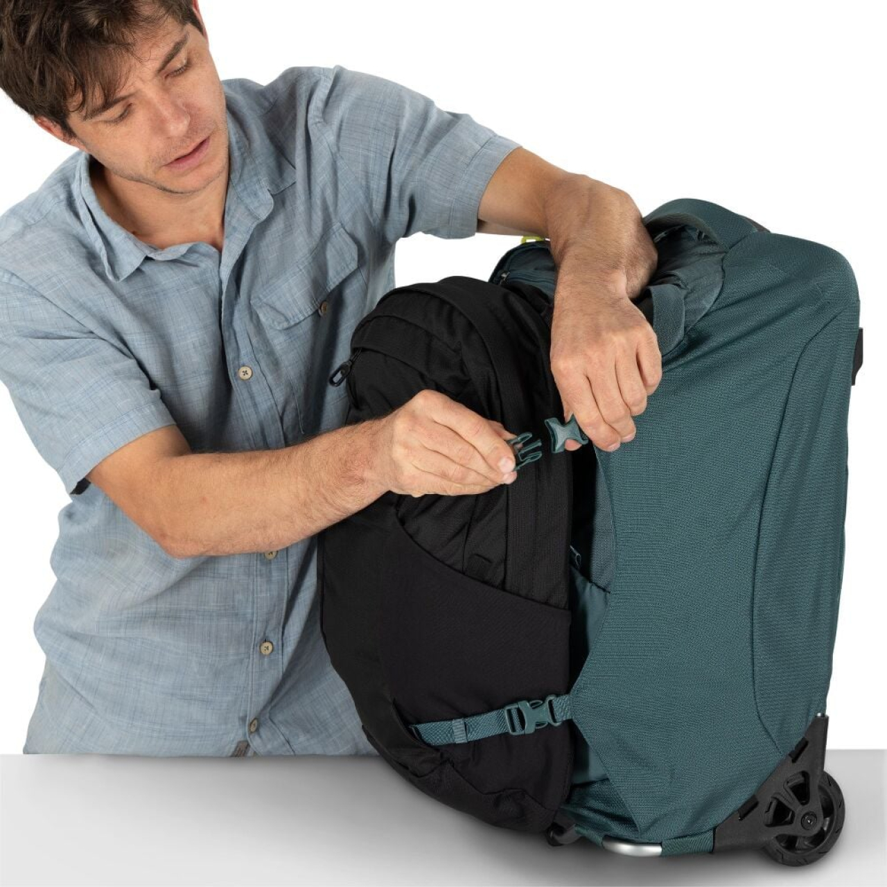 Osprey Osprey Farpoint Wheeled Travel Pack 36 Black O/S