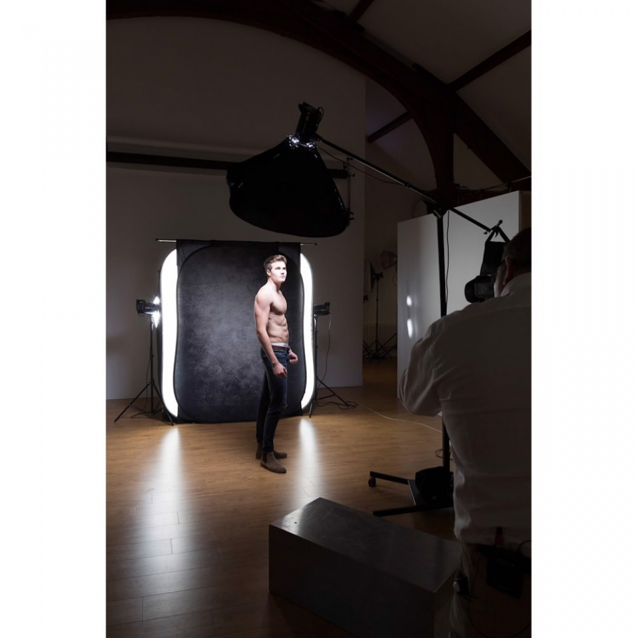 Lastolite Lastolite HiLite 1.8m x 2.15m  (6' X 7') Shapers & Masks