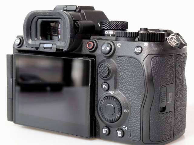 Sony Sony Alpha A9 III ILCE9 M3 24,6MP 120FPS 4K Body