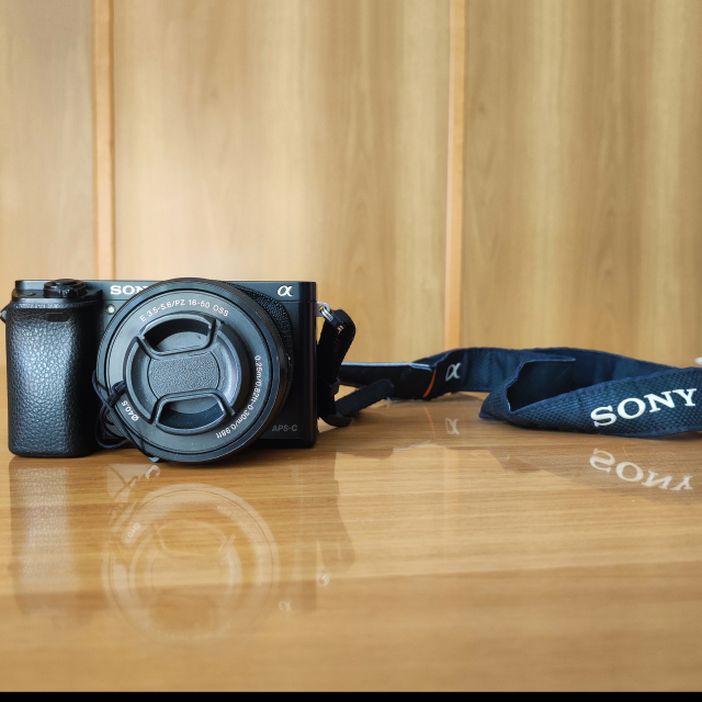 Sony Sony A6000 + 16-50 Black