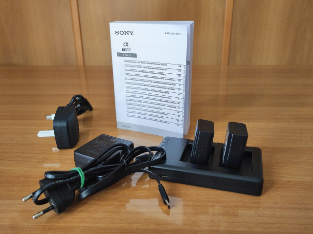 Sony Sony A6000 + 16-50 Black
