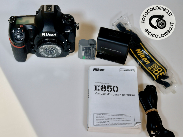 Usato nikon NIKON D850 + ob. 24-120 - UTILISÉ
