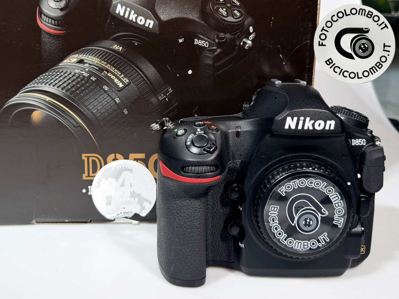 Usato nikon NIKON D850 + ob. 24-120 - UTILISÉ